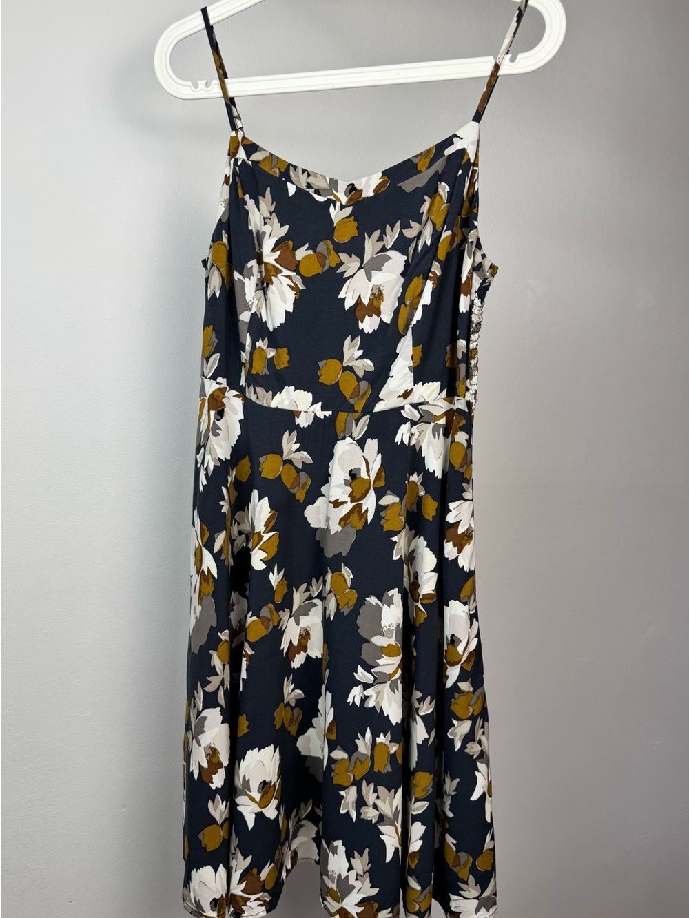 Old Navy Floral Sundress Size M – Navy Blue Sleeveless Summer Dress